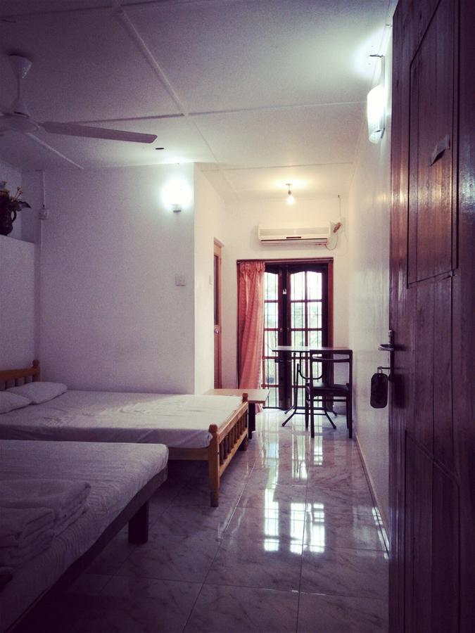 The City Hideout Rajagiriya Esterno foto